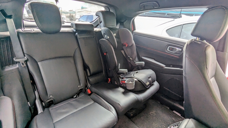 Trải nghiệm Honda HR-V e:HEV RS 2025: "Xanh" hơn, giữ vững "chất Honda" – Có đủ sức thuyết phục người Việt?