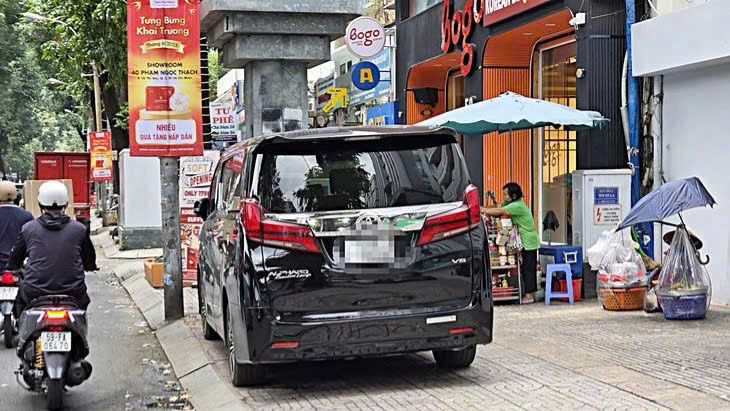 TP.HCM tăng phạt nguội lỗi dừng, đậu xe sai quy định