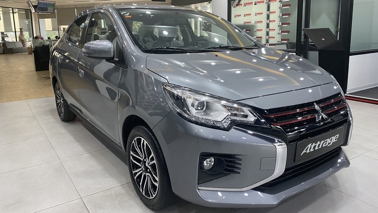 Tiếng kêu trong buồng lái Mitsubishi Attrage CVT