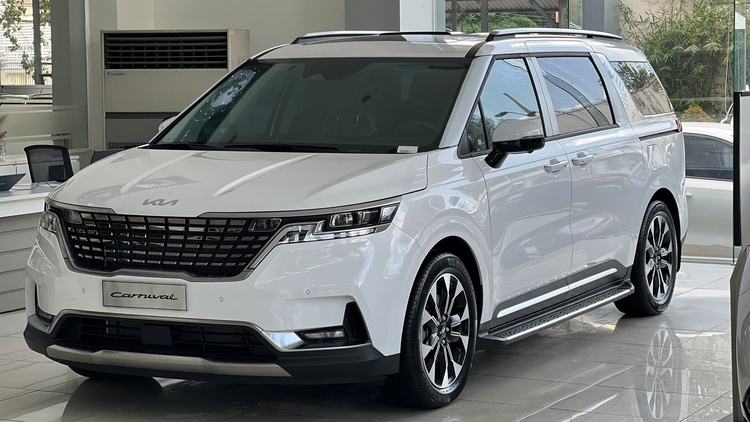 kia-carnival-3-5g-signature-1.jpg