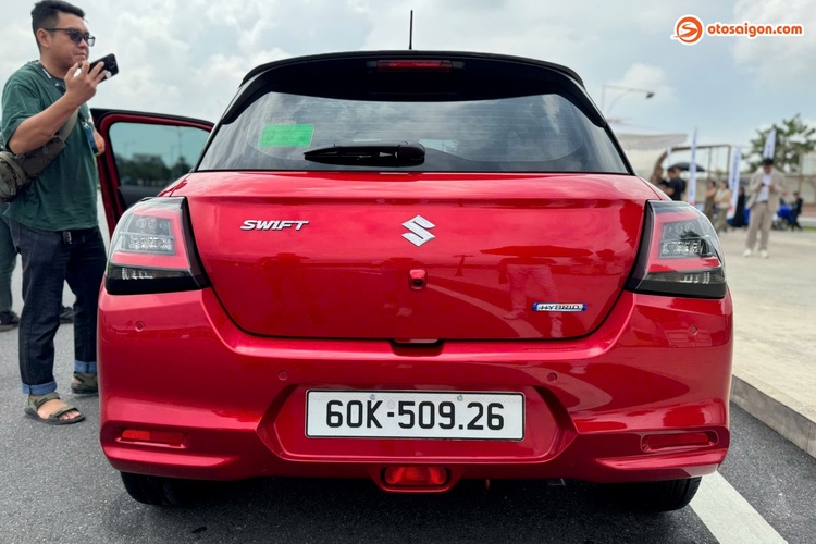 os-suzuki-swift-14.jpg