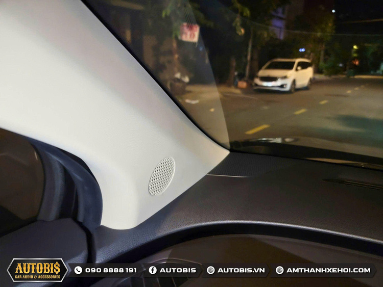 Kia Carnival Premium 2024 Tối Ưu Lại Hệ Thống Âm Thanh Bằng Loa Focal