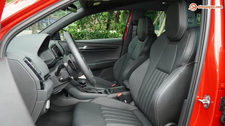 os-skoda-new-karoq-2025-34.jpg