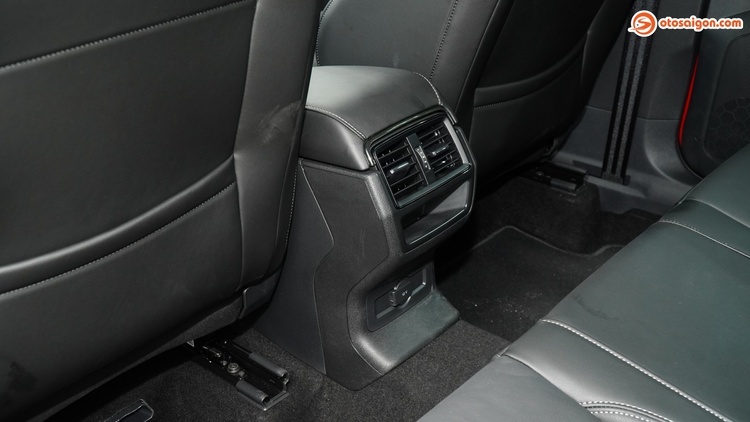 Cầm lái Skoda New Karoq: Khi SUV không chỉ để đi mà còn để tận hưởng