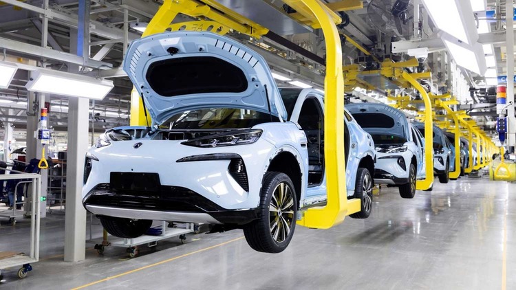 byd-fully-intelligent-production.jpg