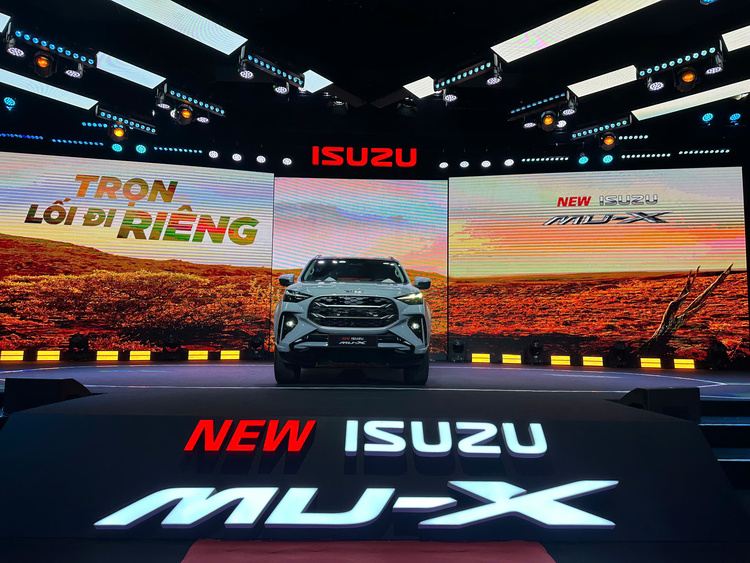 Lễ ra mắt Isuzu Mux 2025 - video đính kèm