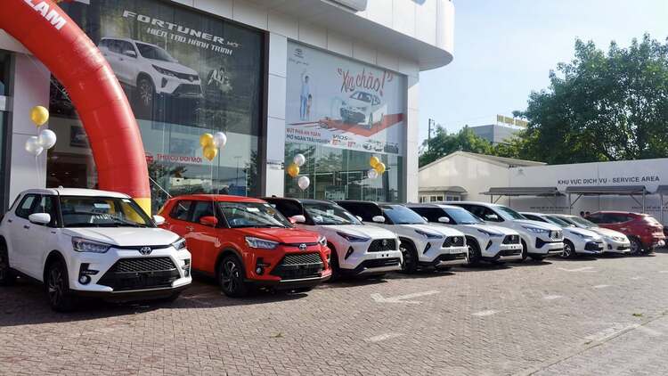 Toyota-thi truong-doanh so-2.jpg