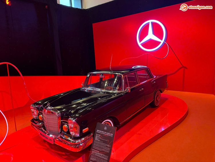 mercedes-benz-live-rare-2025-12.jpg