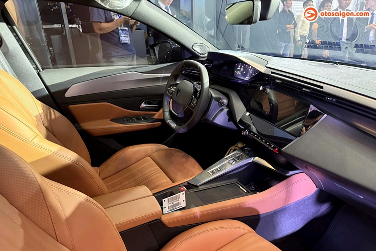 Bản đặc biệt Peugeot 408 Legend Editon ra mắt Việt Nam, 3 phiên bản, giá từ 1,039 tỷ đồng
