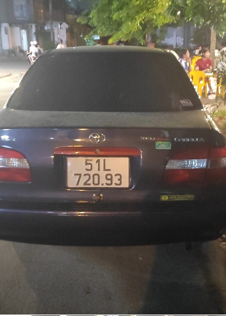 Hỏi về cách kiểm tra tên chủ xe