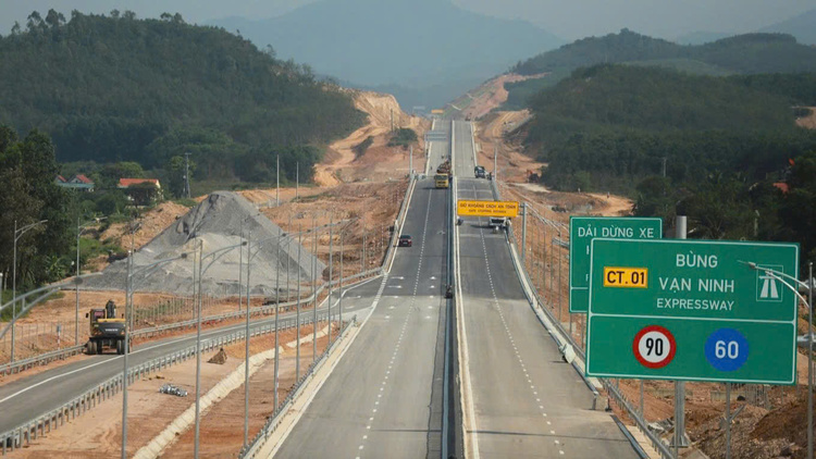 Ba dự án cao tốc Bắc Nam sẽ thông xe trong tháng 8