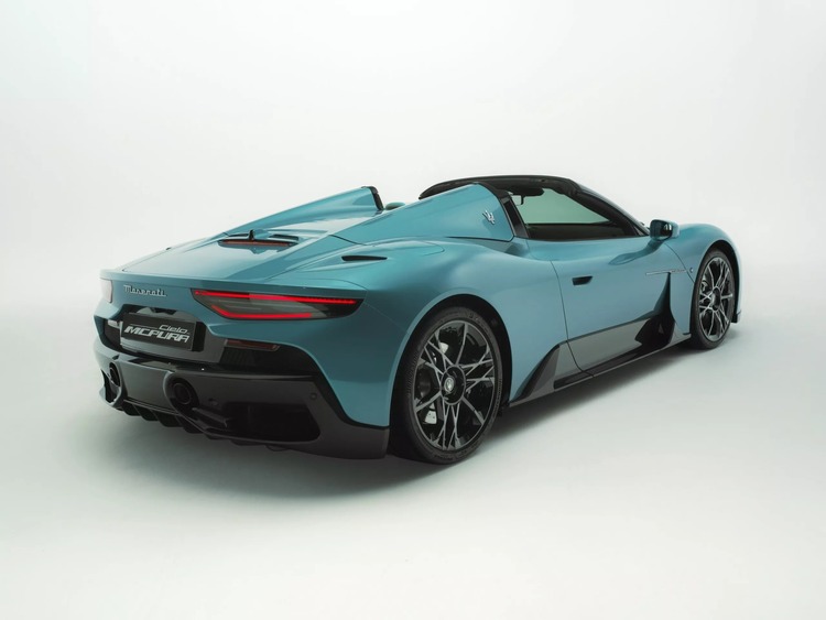Maserati MCPURA ra mắt “siêu xe quen mặt” nhưng ẩn nhiều thay đổi thú vị
