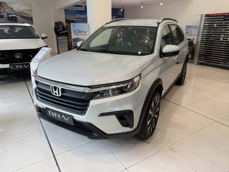 Có nên đổi Honda Brio lên BR-V để đi gia đình cho thoải mái? Có nên đổi Honda Brio lên BR-V để đi gia đình cho thoải mái?