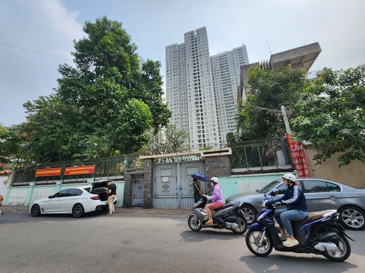 Giải cứu: bất động sản triệu đô ( hàng ngộp, thơm ).... update liên tục..
