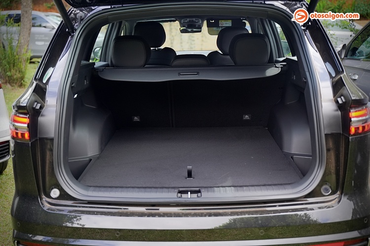 os-geely-monjaro-2025-13.jpg