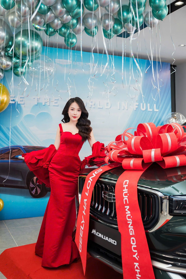 Soi chi tiết Geely Monjaro Flagship: Tân binh SUV hạng D có gì với giá bán 1,199 tỷ đồng?