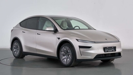 Tesla Model Y L hé lộ tại Trung Quốc – SUV điện 6 chỗ với trục cơ sở dài hơn, sắp ra mắt?