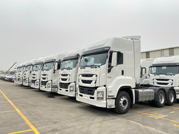 Đầu Kéo Isuzu EXZ (3).jpg