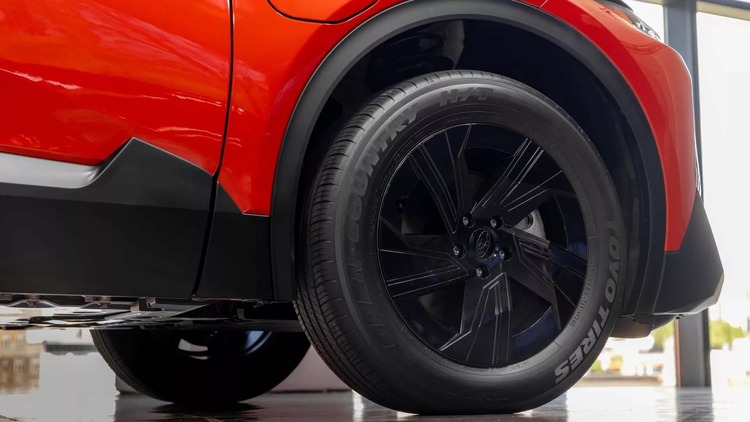 Subaru Uncharted ra mắt: SUV điện cỡ nhỏ, mạnh 338 mã lực, sạc nhanh 30 phút