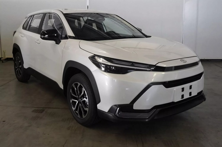 GAC-Toyota-Frontlander-Corolla-C.jpg