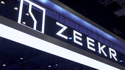 Người mua tố Zeekr bán xe đã có bảo hiểm, đăng ký sẵn nhưng không thông báo