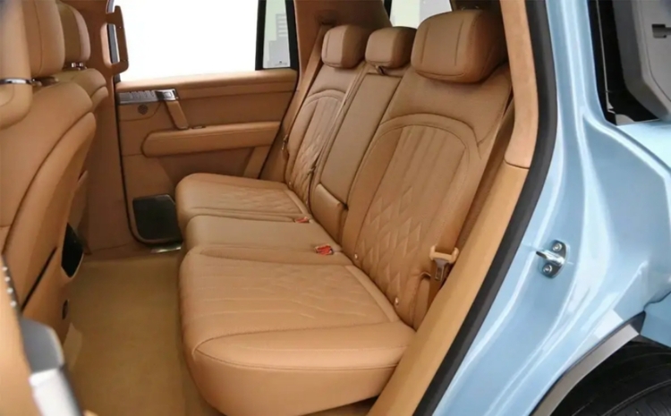 Xe SUV Trung Quốc Dongfeng M-Hero M817 ra mắt: Mạnh hơn 900 mã lực, hút gần 10.000 đơn đặt hàng trong một ngày Xe SUV Trung Quốc Dongfeng M-Hero M817 ra mắt: Mạnh hơn 900 mã lực, hút gần 10.000 đơn đặt hàng trong một ngày