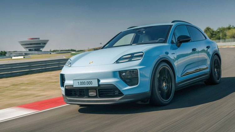 porsche-macan-electric-2025-fahrzeugerprobung-in-leipzig.jpg