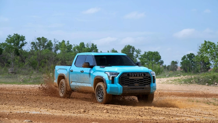 Toyota Tundra 2026: Thêm màu sắc, thêm tiện nghi, giá cũng tăng nhẹ