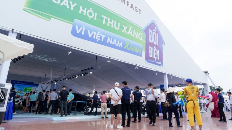 Vingroup đề xuất loạt giải pháp để chuyển đổi xanh tại Hà Nội