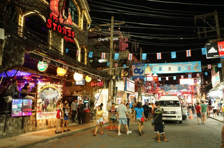 [ Tường thuật ] Caravan hè Sài Gòn - Pattaya - Bangkok của MBFC