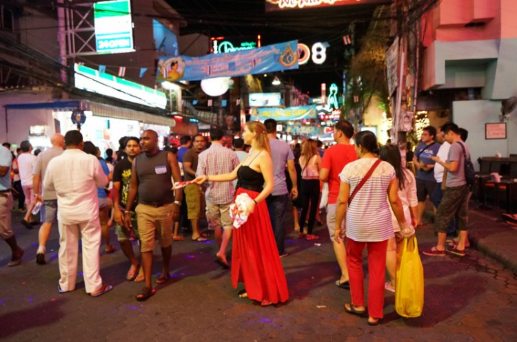 [ Tường thuật ] Caravan hè Sài Gòn - Pattaya - Bangkok của MBFC