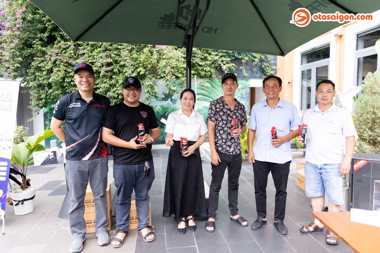 Ofline Toyota Veloz Binh Duong 98.jpg