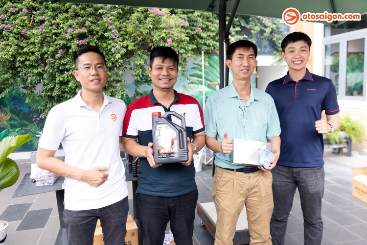 Ofline Toyota Veloz Binh Duong 103.jpg