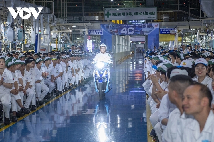 Nhiều mẫu xe phải dừng bán nếu không đáp ứng hạn mức tiêu thụ nhiên liệu
