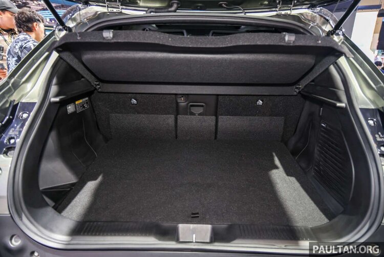 Xem SUV điện Suzuki eVitara vừa lộ diện tại Indonesia: Bán ra đầu năm 2026, sạc đầy đi tới 500 km