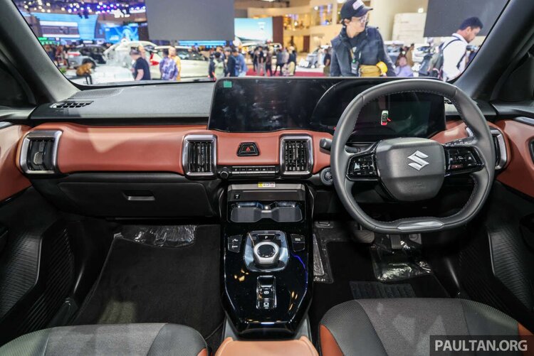 Xem SUV điện Suzuki eVitara vừa lộ diện tại Indonesia: Bán ra đầu năm 2026, sạc đầy đi tới 500 km