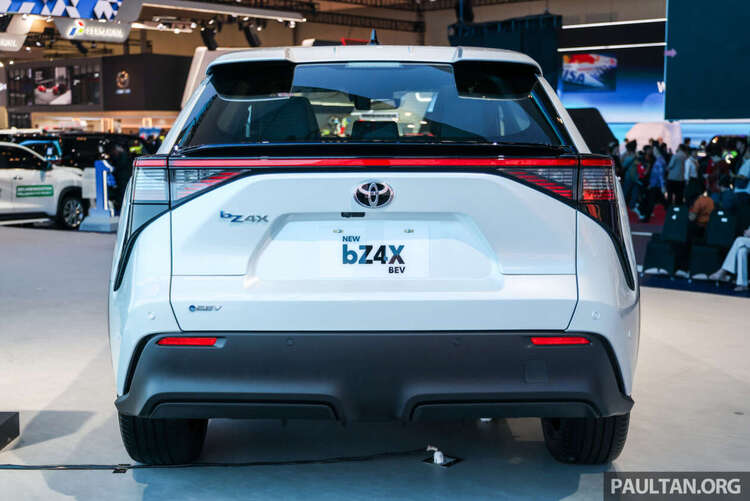 2025-GIIAS-Toyota-bZ4X-FL-4-1260x841.jpg