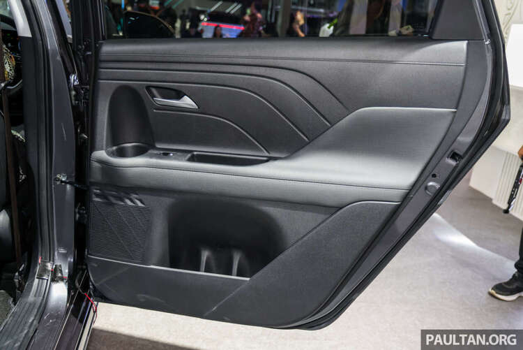 2025-GIIAS-Hyundai-Stargazer-Cartenz-14-1260x841.jpg