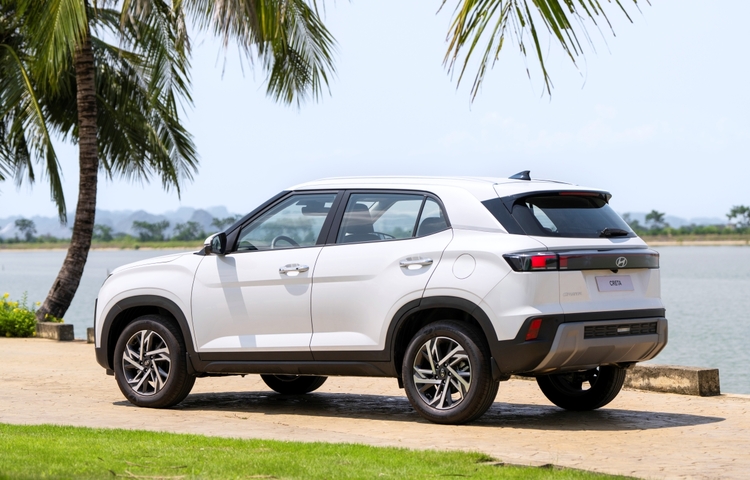 Resize_12_new_creta.jpg