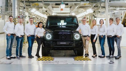 Mercedes-Benz G-Class vừa đạt thêm một cột mốc mới, xuất xưởng chiếc G-Class thứ 600.000