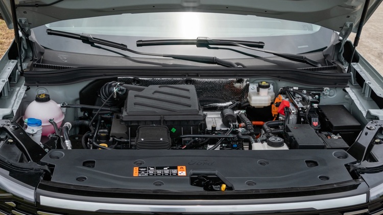 Ford Territory Hybrid 2025 ra mắt Philippines với giá quy đổi chỉ từ 642 triệu đồng
