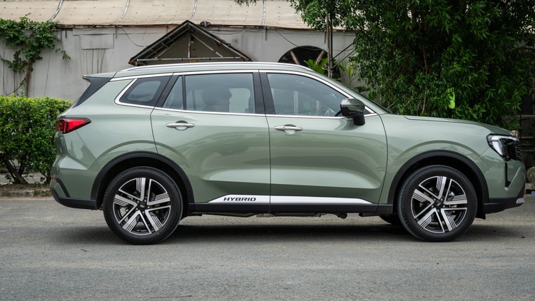 Ford Territory Hybrid 2025 ra mắt Philippines với giá quy đổi chỉ từ 642 triệu đồng