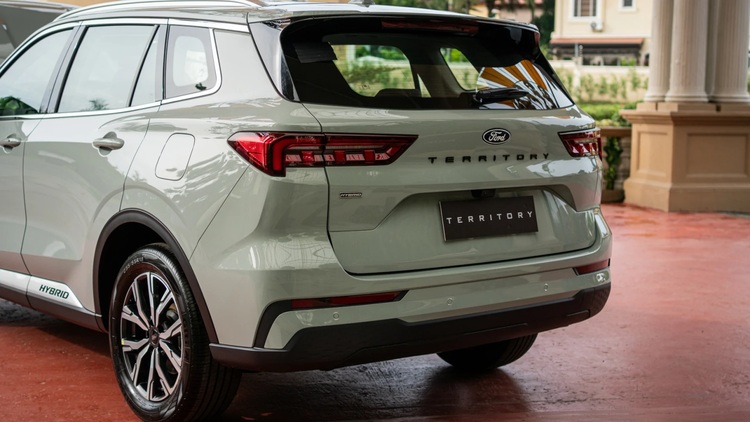 Ford Territory Hybrid 2025 ra mắt Philippines với giá quy đổi chỉ từ 642 triệu đồng