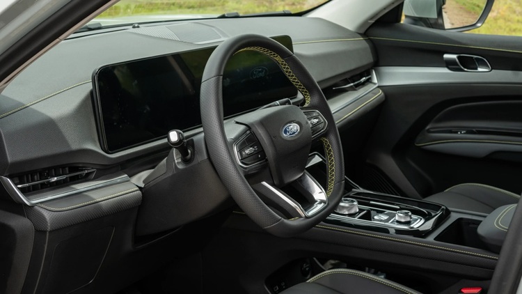 Ford Territory Hybrid 2025 ra mắt Philippines với giá quy đổi chỉ từ 642 triệu đồng