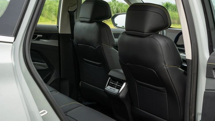 Ford Territory Hybrid 2025 ra mắt Philippines với giá quy đổi chỉ từ 642 triệu đồng