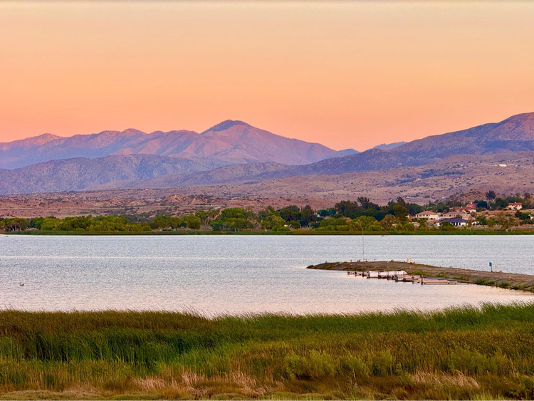 Bến vắng chiều Palmdale