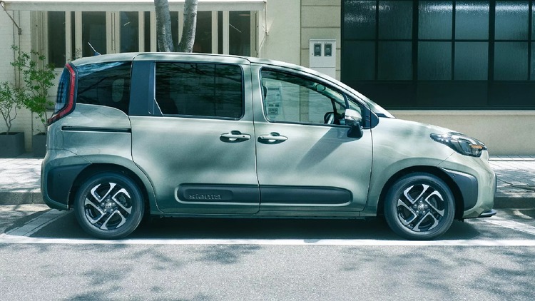 Toyota Sienta Juno 2025: xu hướng minivan “camper hóa” tại Nhật Bản