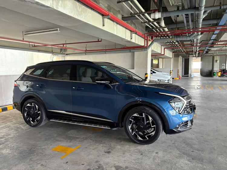 Kia Sportage 2.0G Signature 2023 - 28.000km