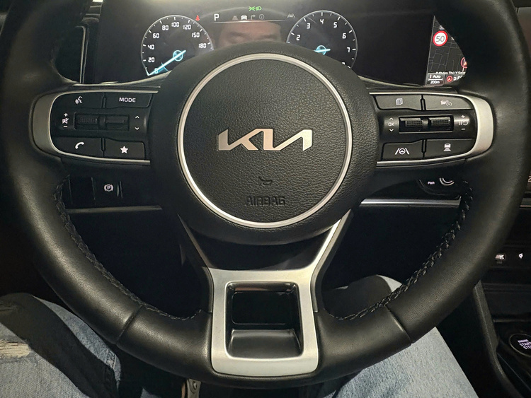 Kia Sportage 2.0G Signature 2023 - 28.000km
