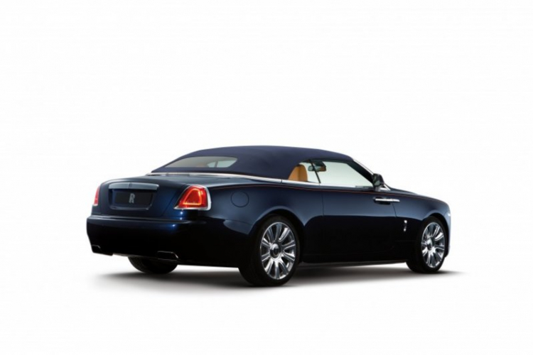 Rolls-Royce Dawn – Xe mui trần đẳng cấp chỉ dành cho đại gia